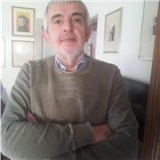 Laureato in Lingue fornisce lezioni e assistenza allo studio, preparazione esami e tesi